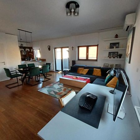 Modern 4-Star Luxury Apt - Wfh Ready, Free Parking Zagreb Dış mekan fotoğraf
